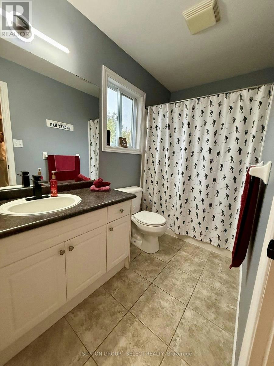 1610 Benjamin Drive, London, ON, N5V 5K1 - 17