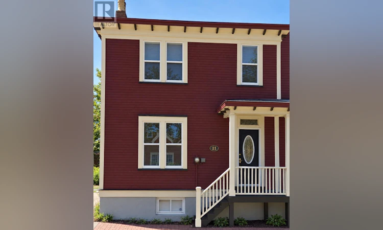 11 Blatch Avenue