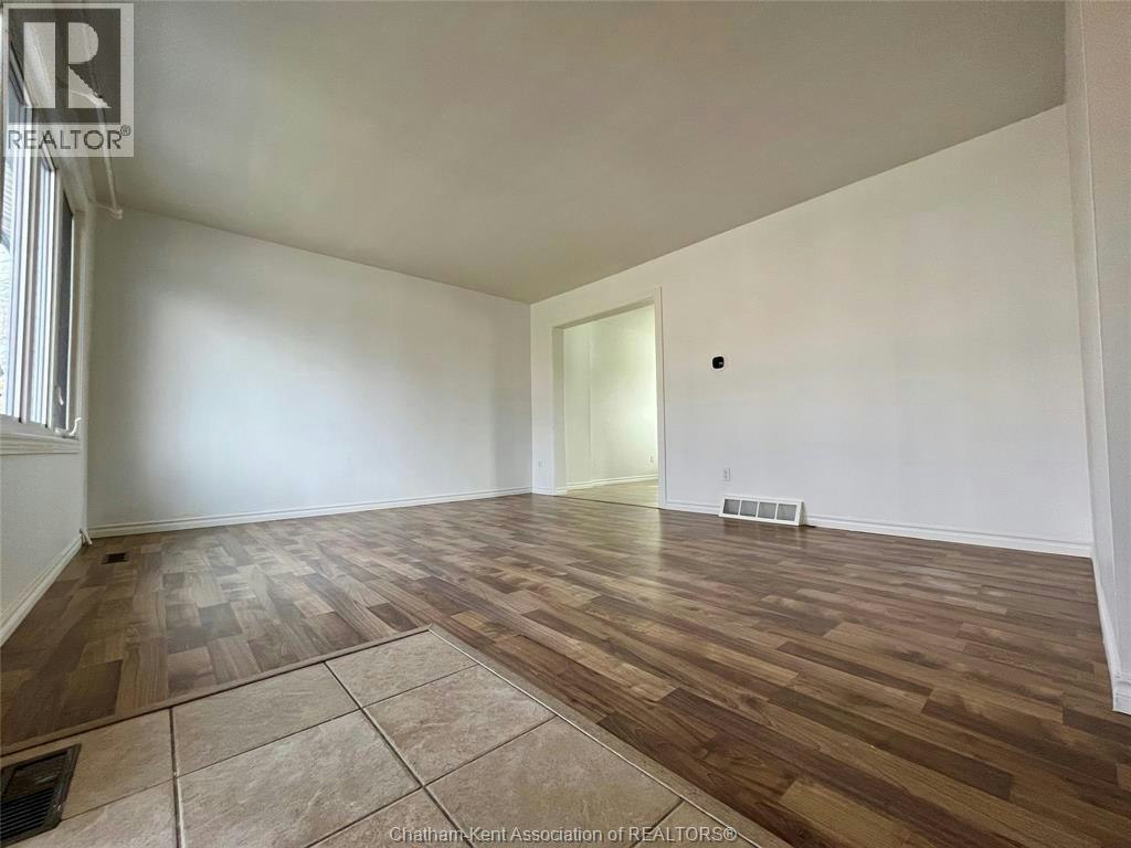 12 Athlone Court, Chatham-Kent, ON, N7L 1X9 - 4