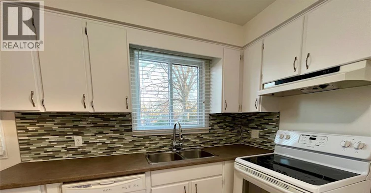 12 Athlone Court, Chatham-Kent, ON, N7L 1X9 - 8