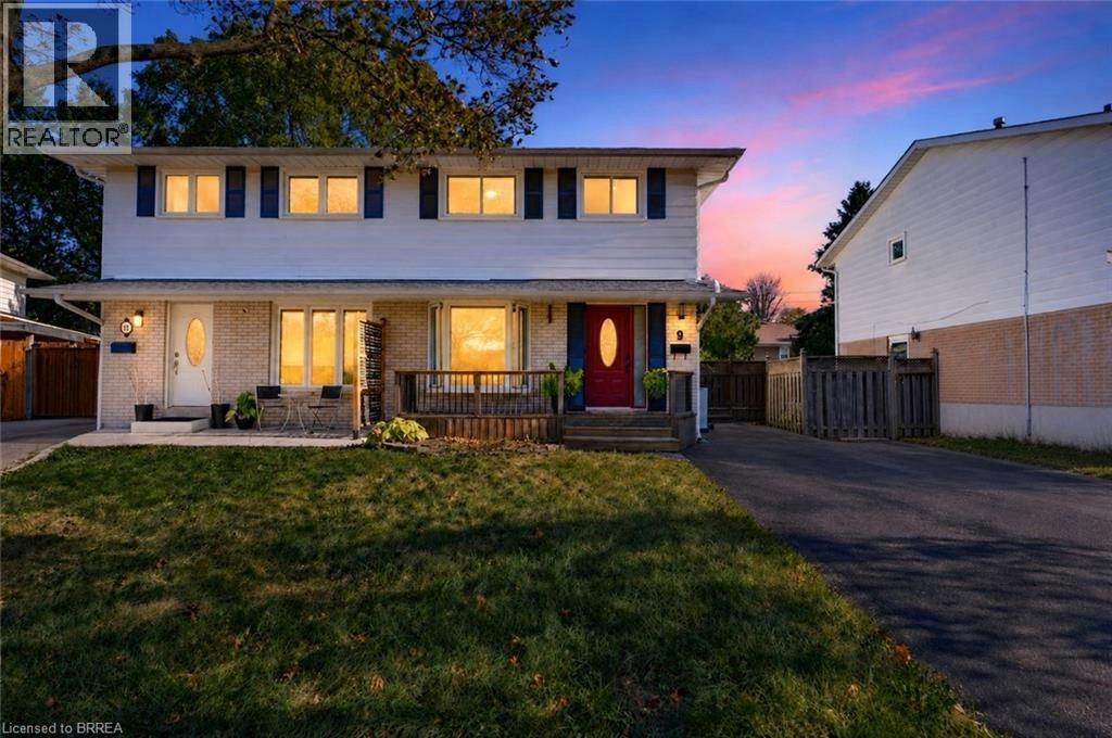 9 Onslow Court, Oakville, ON, L6H 1J1
