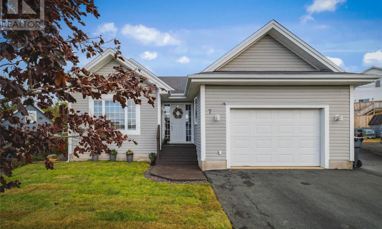7 Callaghan Place