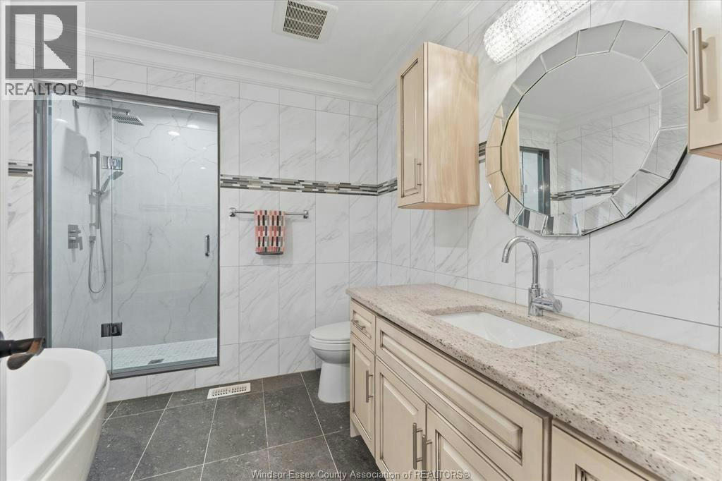 1055 Roseland Drive South, Windsor, ON, N9G 1T9 - 18