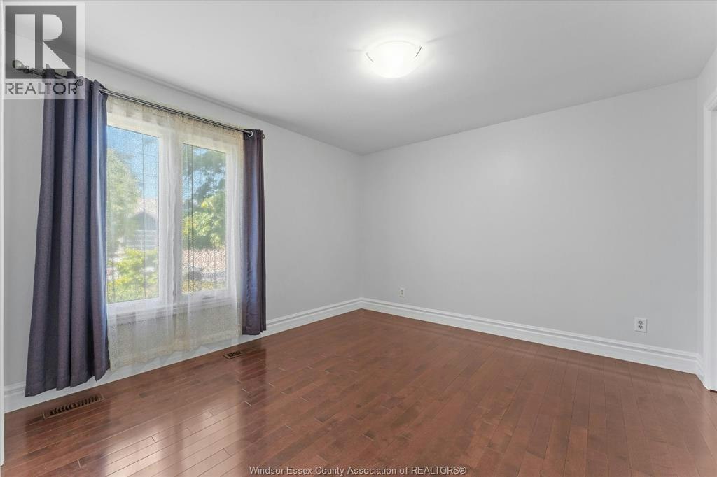 1055 Roseland Drive South, Windsor, ON, N9G 1T9 - 21