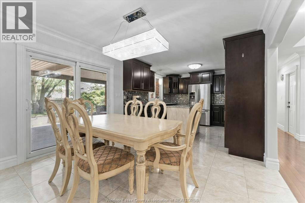 1055 Roseland Drive South, Windsor, ON, N9G 1T9 - 9