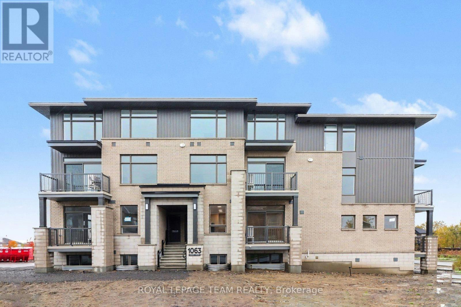 M-1063 Cedar Creek Drive, Ottawa, ON, K0A 2P0