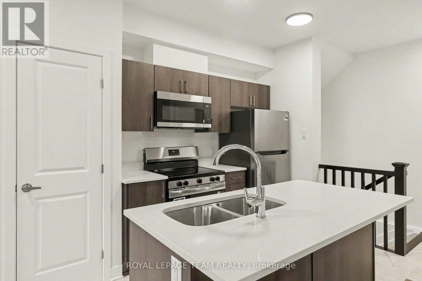 M-1063 Cedar Creek Drive, Ottawa, ON, K0A 2P0 - 12