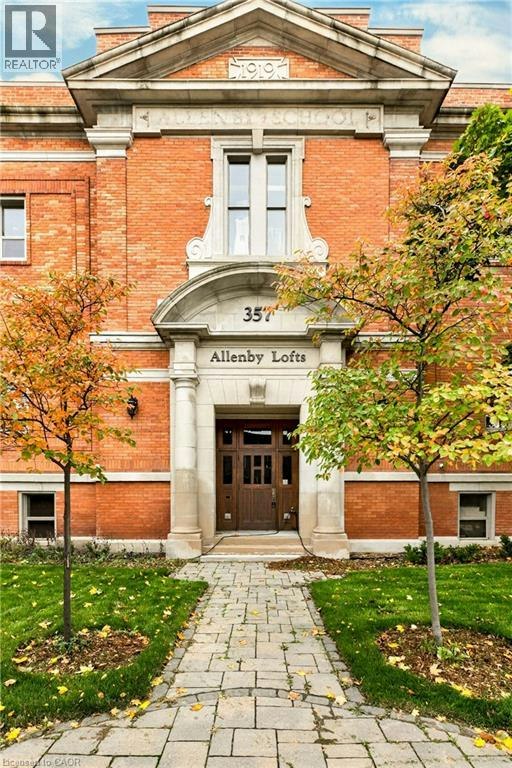 13-357 Hunter Street W, Hamilton, ON, L8P 1S6