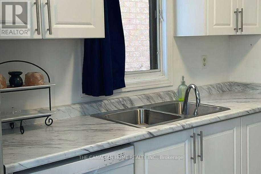 157 Morningmist Street, Brampton, ON, L6R 2B6 - 4