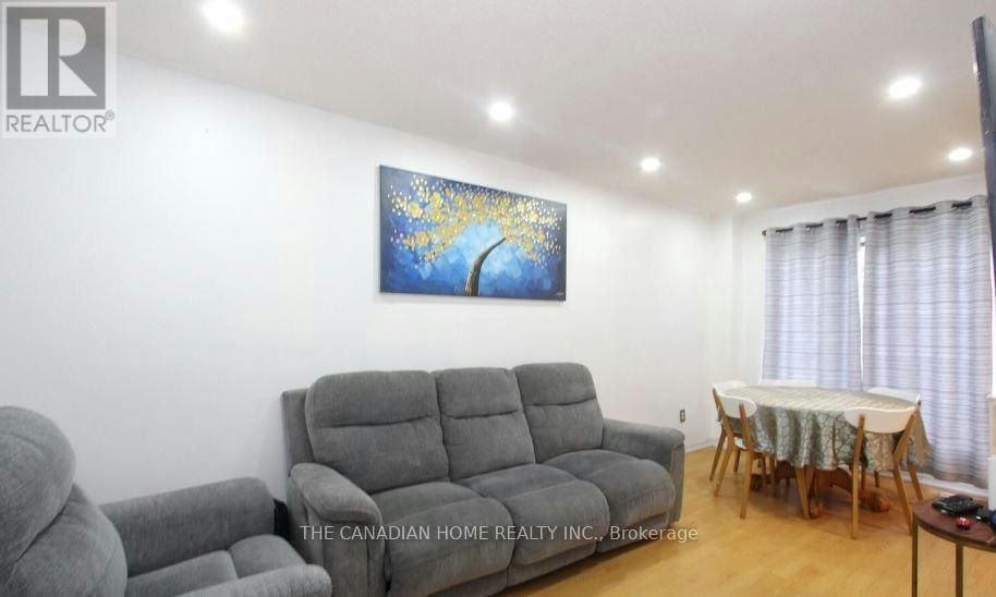 157 Morningmist Street, Brampton, ON, L6R 2B6 - 2