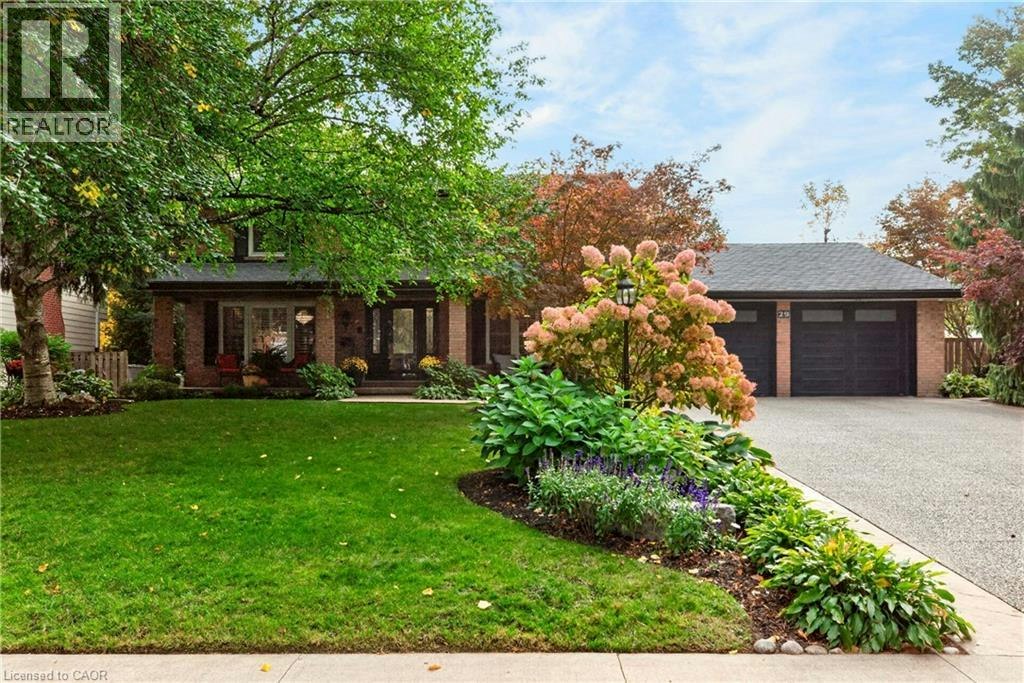 29 Woodside Drive, Hamilton, ON, L8T 1C4