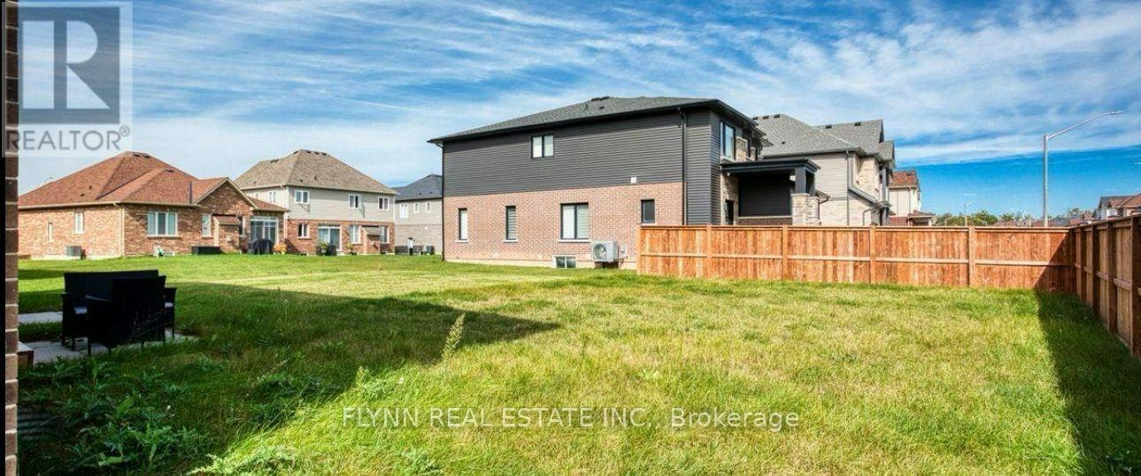 4235 Shuttleworth Drive, Niagara Falls, ON, L2G 3P6 - 30