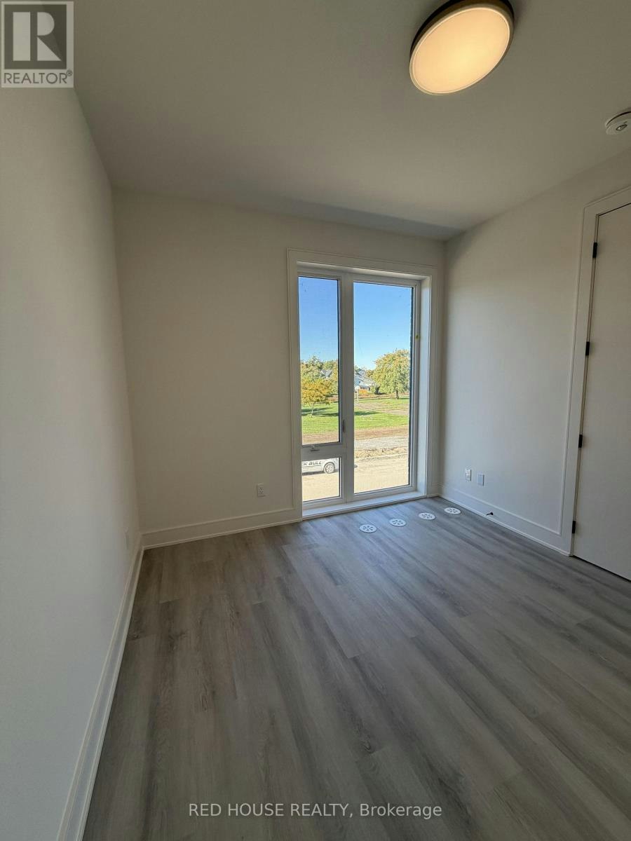 290 Ellis Avenue, St. Catharines, ON, L2P 0G9 - 17