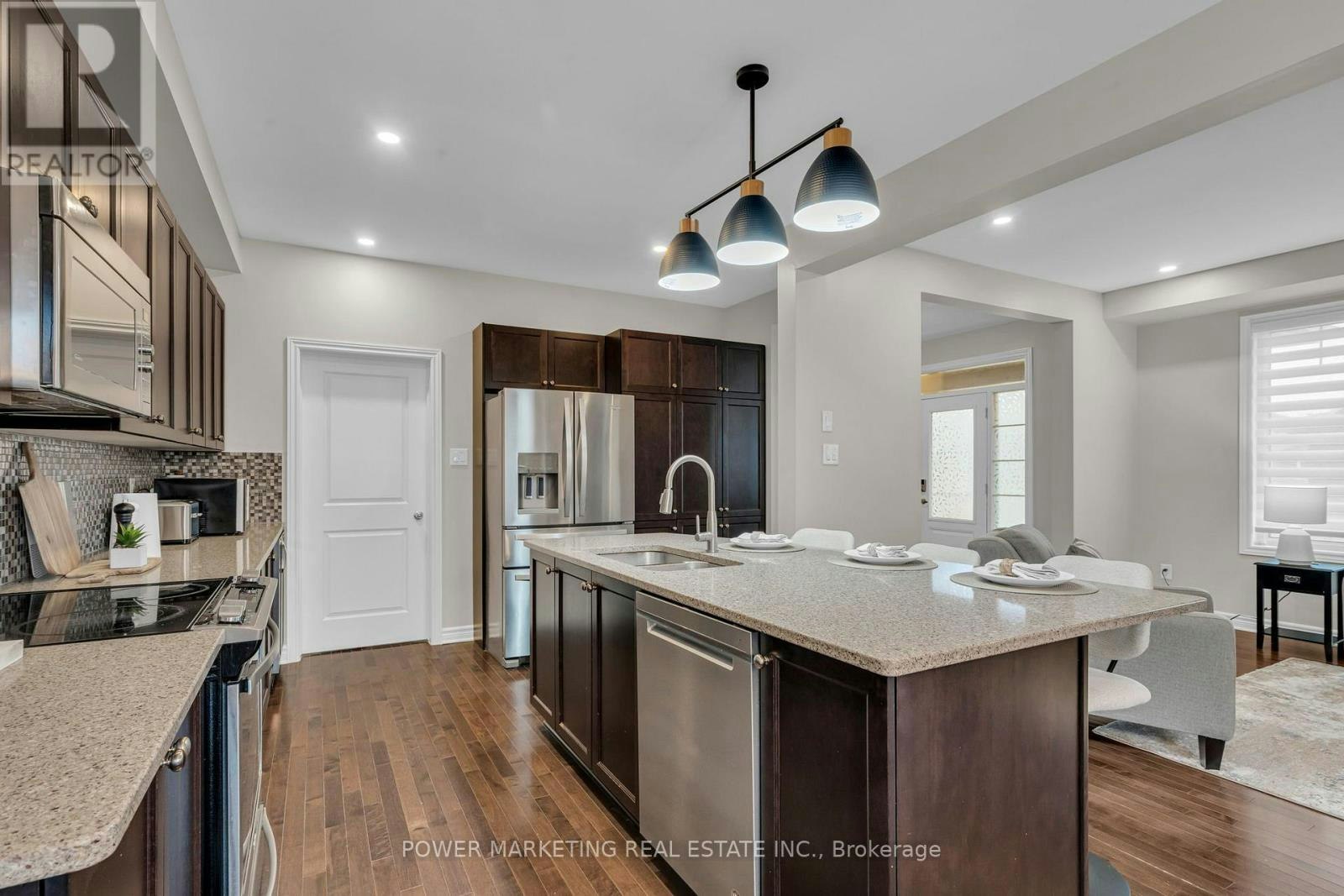 208 Alex Polowin Avenue, Manotick, ON, K2J 6E8 - 12