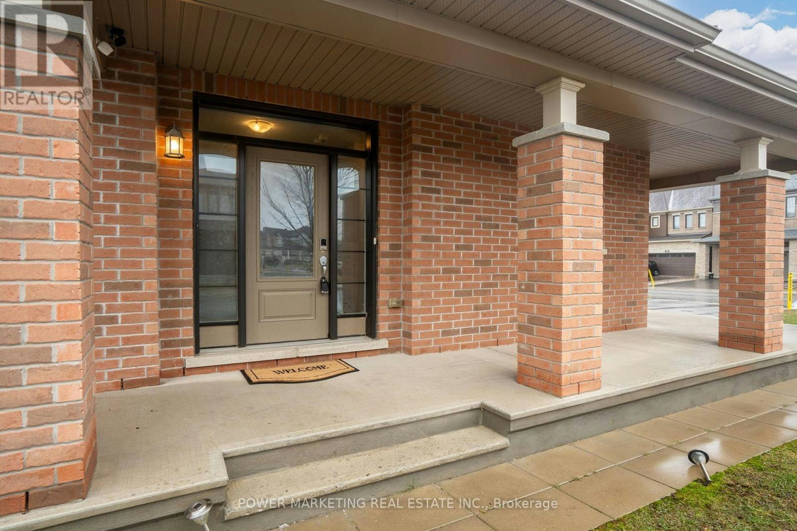 208 Alex Polowin Avenue, Manotick, ON, K2J 6E8 - 3