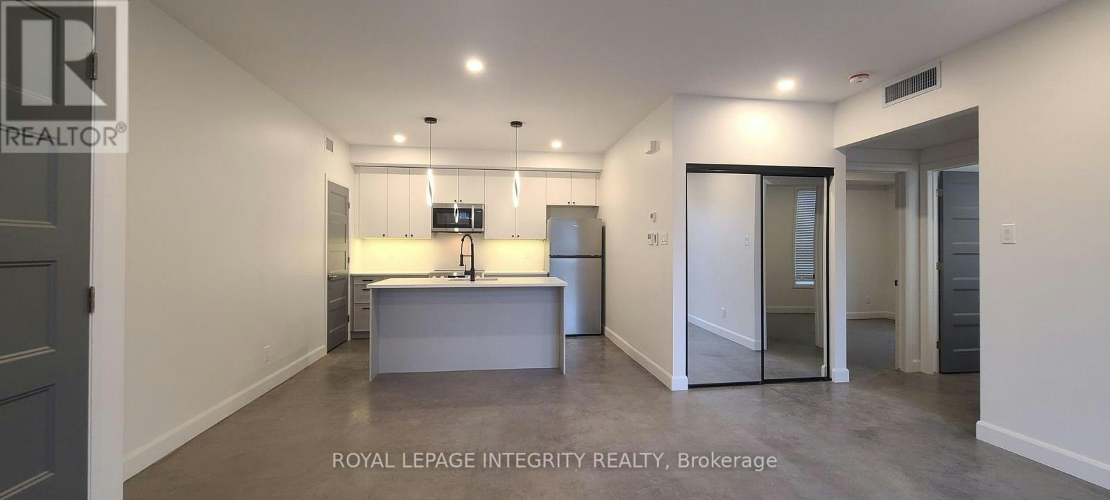 B-398 Marguerite Avenue, Ottawa, ON, K1L 7W6 - 3