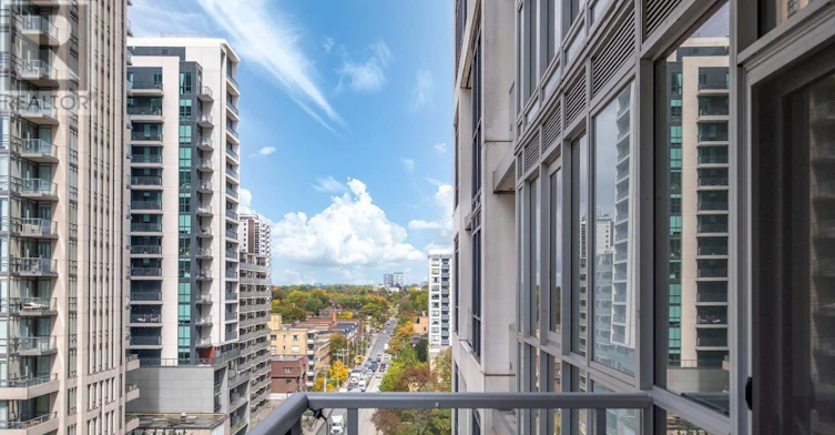 908-501 St Clair Avenue W, Toronto, ON, M5P 0A2 - 27