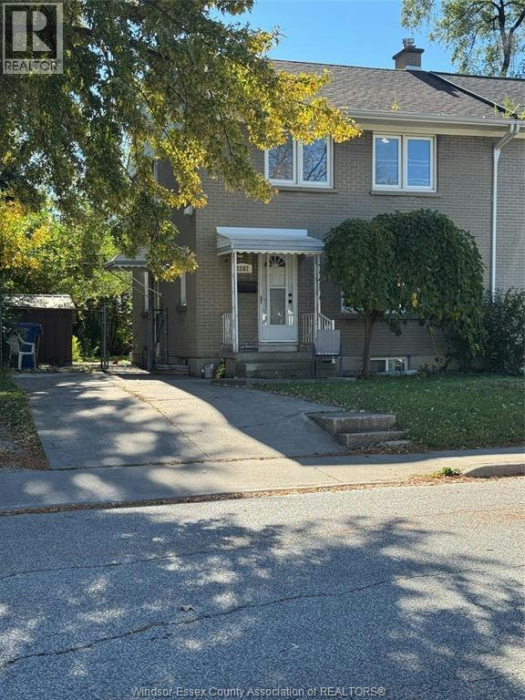 2267 College, Windsor, ON, N9B 1M7