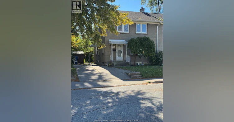 2267 College, Windsor, ON, N9B 1M7