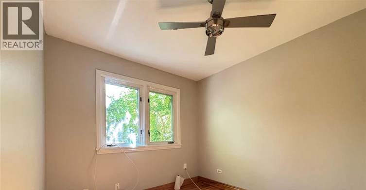 2267 College, Windsor, ON, N9B 1M7 - 9