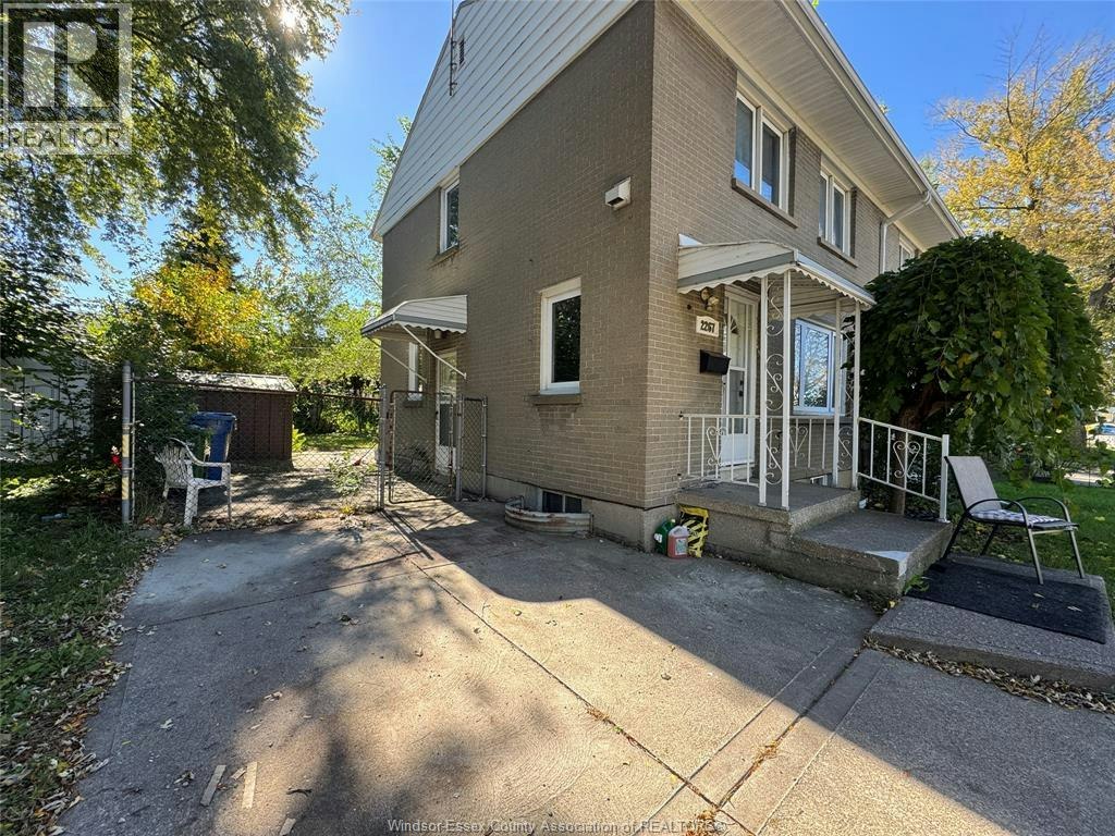 2267 College, Windsor, ON, N9B 1M7 - 19