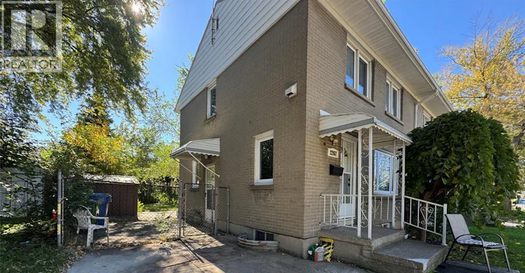 2267 College, Windsor, ON, N9B 1M7 - 19