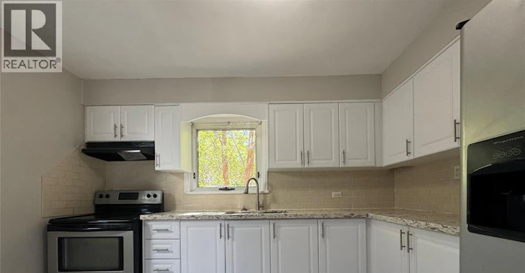 2267 College, Windsor, ON, N9B 1M7 - 6
