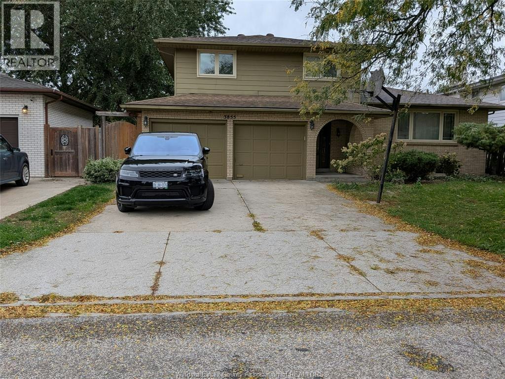 3855 Borrelli Drive, Windsor, ON, N9G 2H7