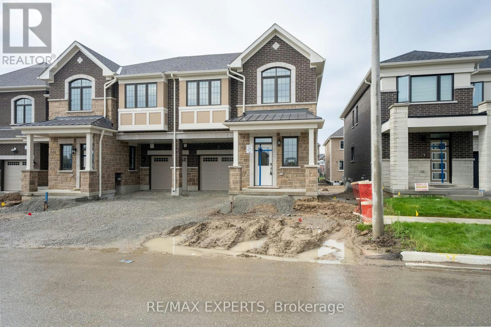 121 Vinewood Crescent, Barrie, ON, L9J 1B5 - 3