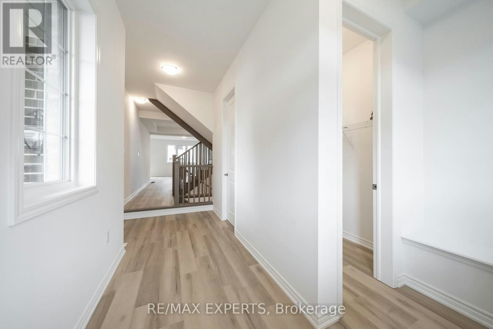 121 Vinewood Crescent, Barrie, ON, L9J 1B5 - 20
