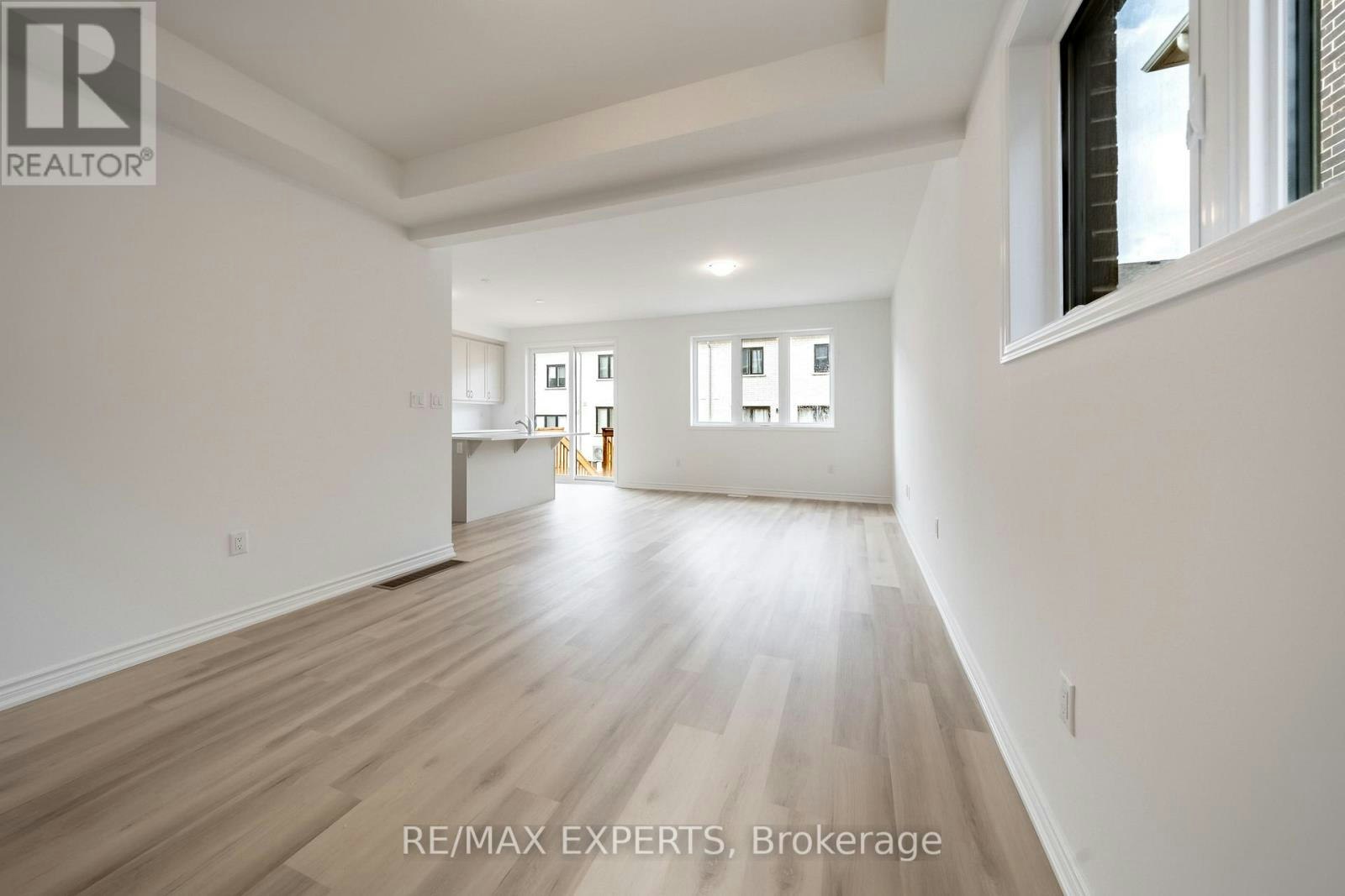 121 Vinewood Crescent, Barrie, ON, L9J 1B5 - 16