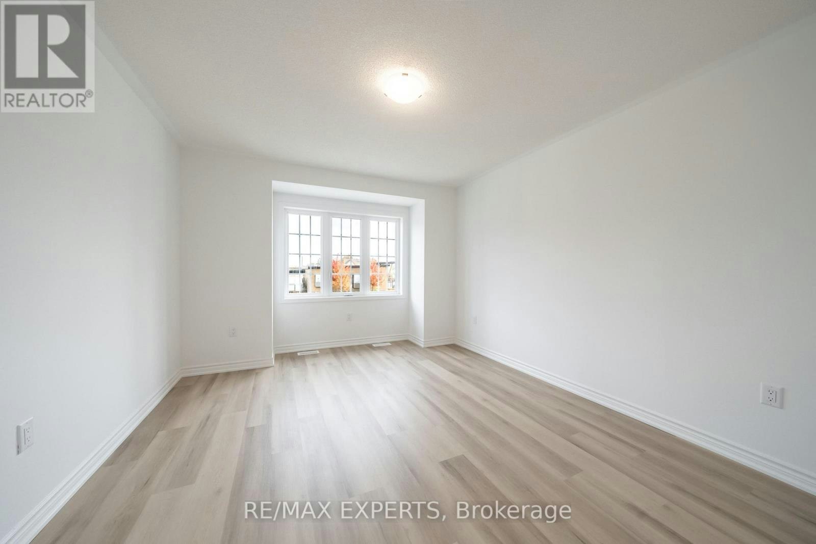 121 Vinewood Crescent, Barrie, ON, L9J 1B5 - 28