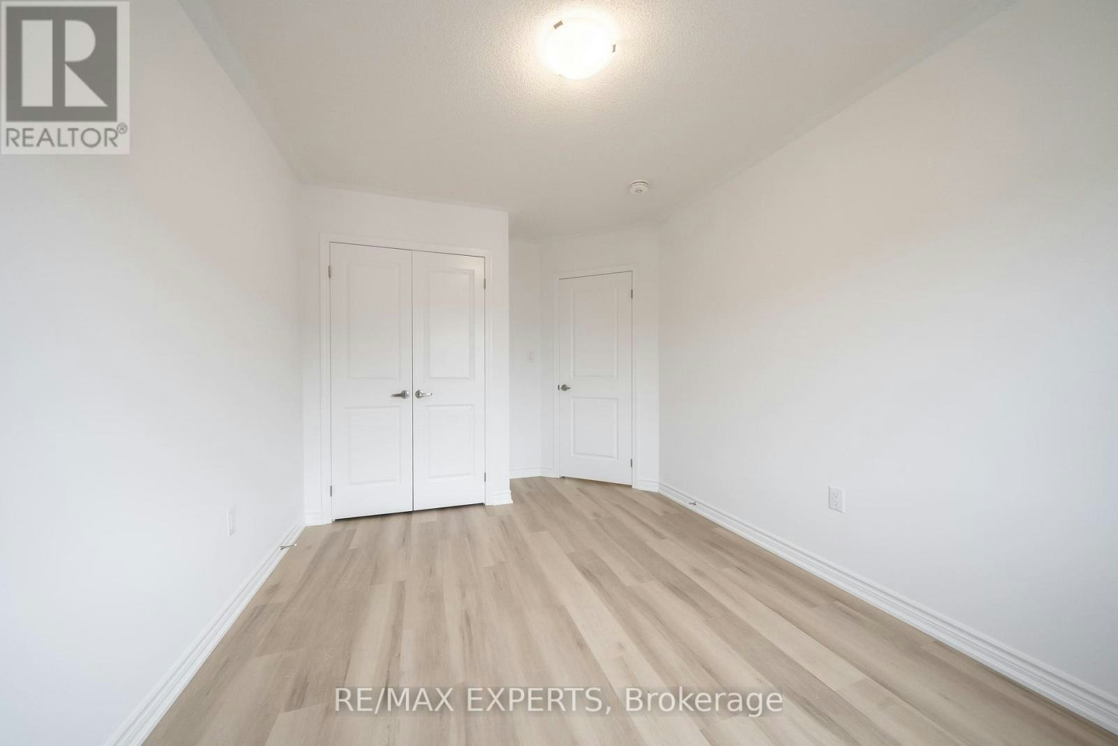 121 Vinewood Crescent, Barrie, ON, L9J 1B5 - 33