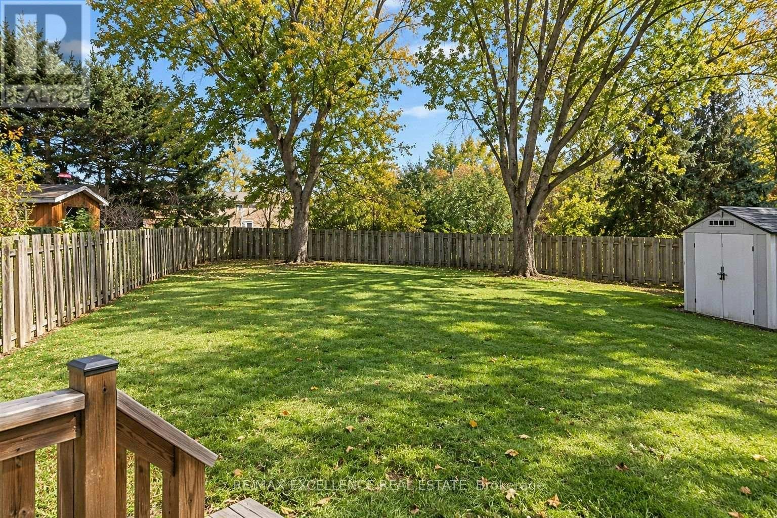 2458 Cobbinshaw Circle, Mississauga, ON, L5N 2G3