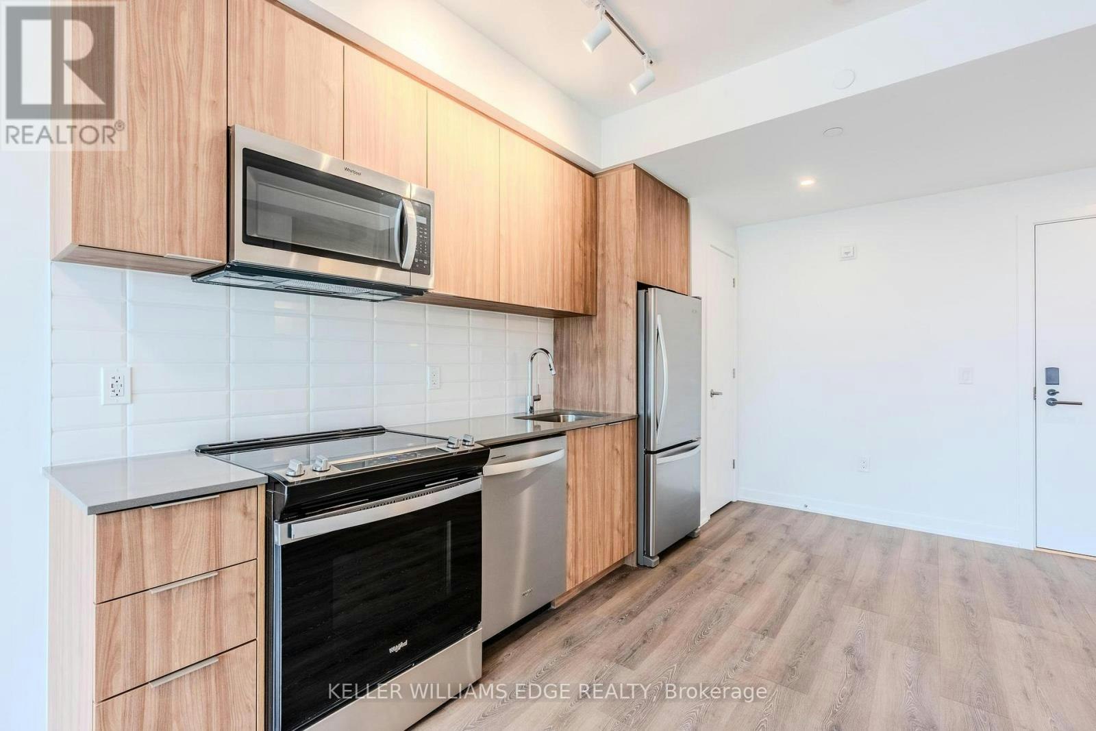 202-720 Whitlock Avenue, Milton, ON, L9T 2X5 - 4