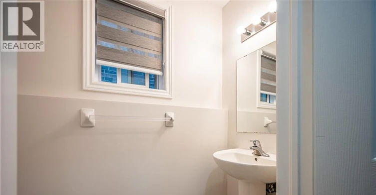 Upper-121 Steeplechase Way, Waterloo, ON, N2K 0E7 - 21