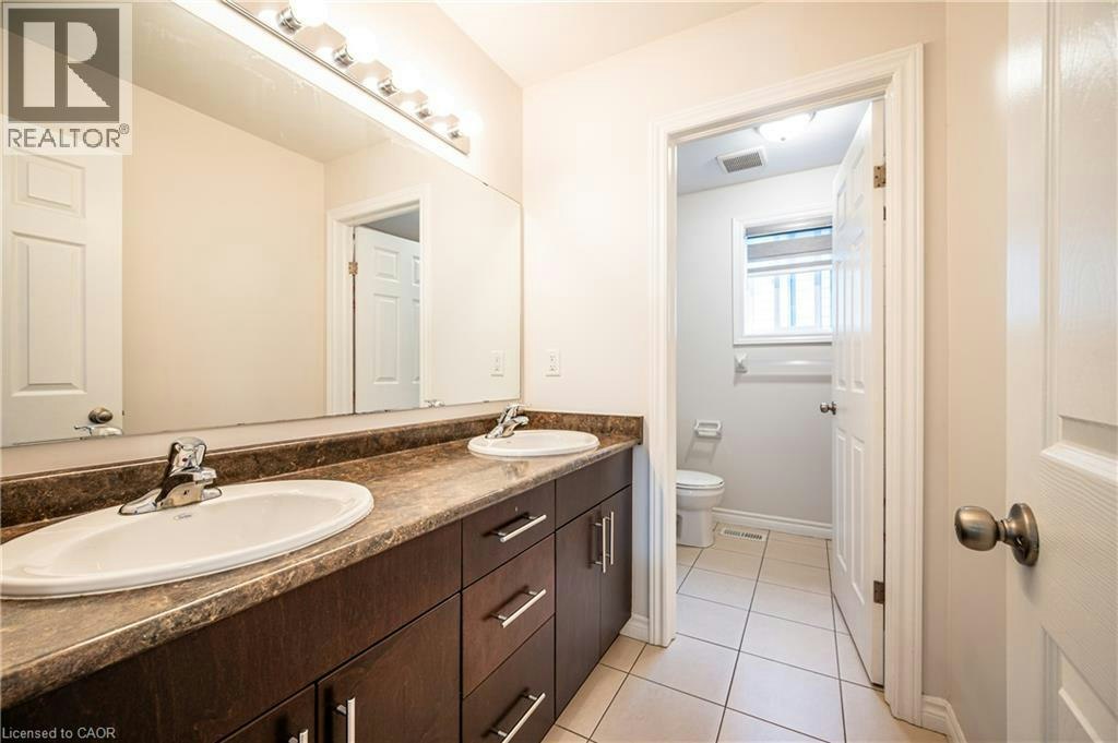 Upper-121 Steeplechase Way, Waterloo, ON, N2K 0E7 - 15