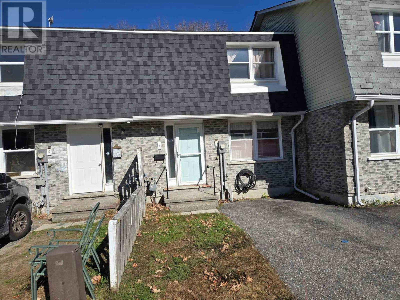 8 Bailey Lane, Elliot Lake, ON, P5A 2S2