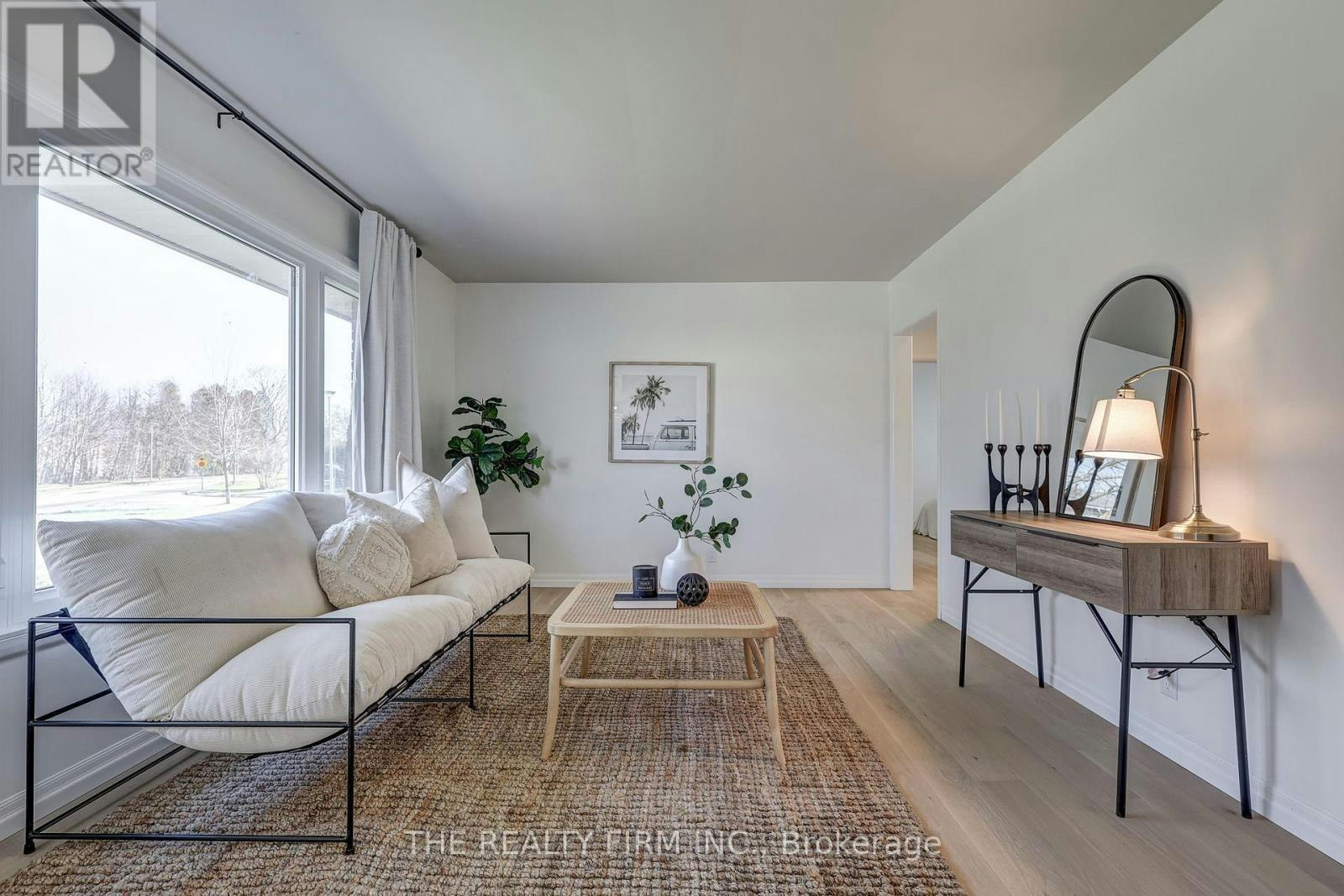 MAIN FLOOR-408 Ridgewood Crescent, London, ON, N6J 3H3 - 3
