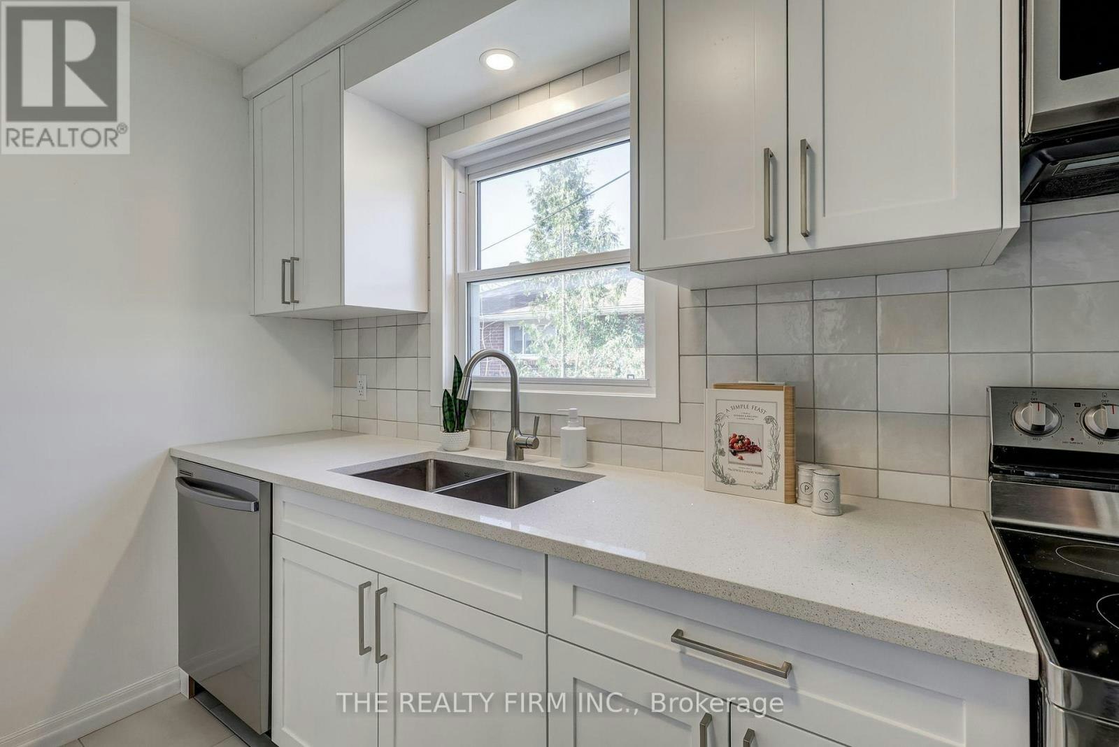 MAIN FLOOR-408 Ridgewood Crescent, London, ON, N6J 3H3 - 11