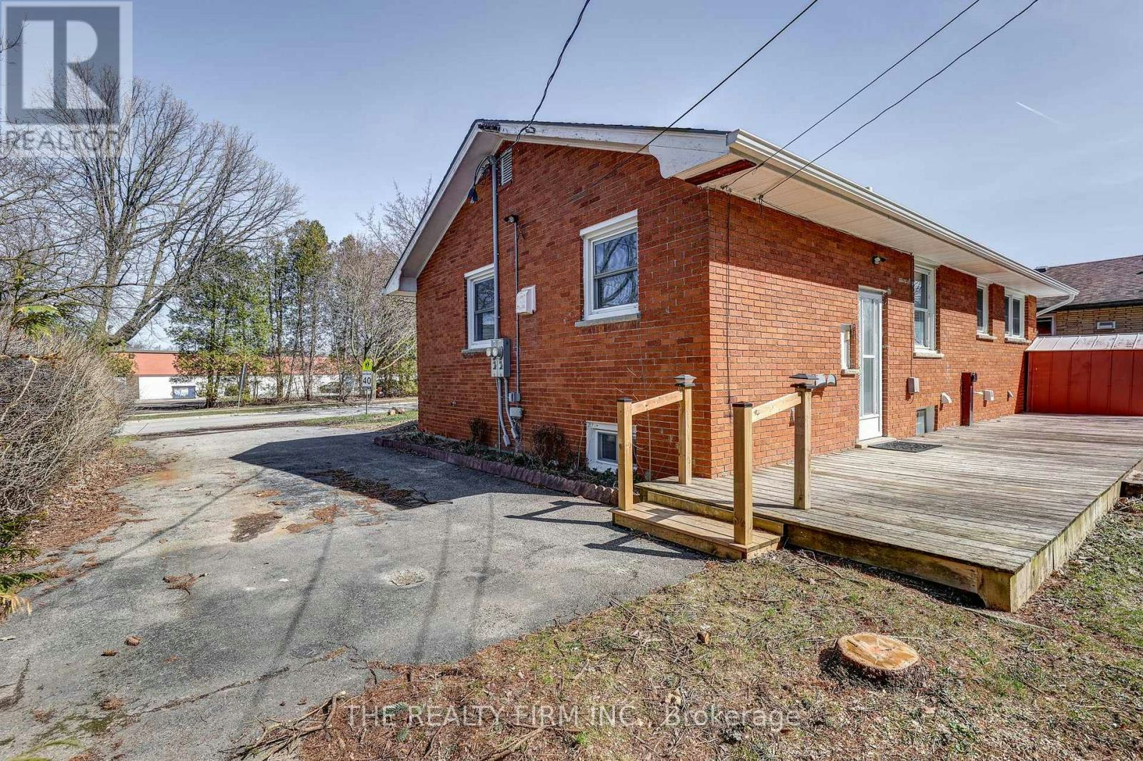 MAIN FLOOR-408 Ridgewood Crescent, London, ON, N6J 3H3 - 28