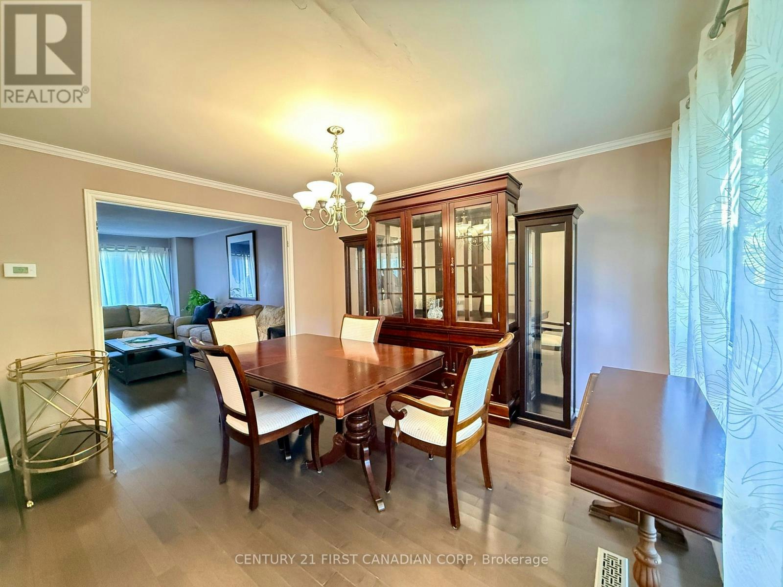 26 Colonial Crescent, London, ON, N6H 4X3 - 3