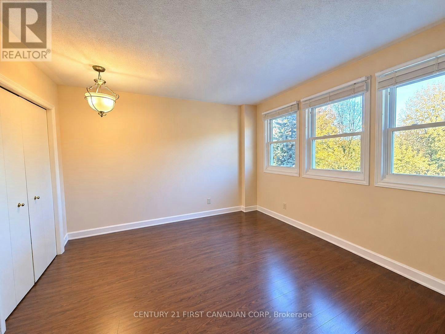 26 Colonial Crescent, London, ON, N6H 4X3 - 27