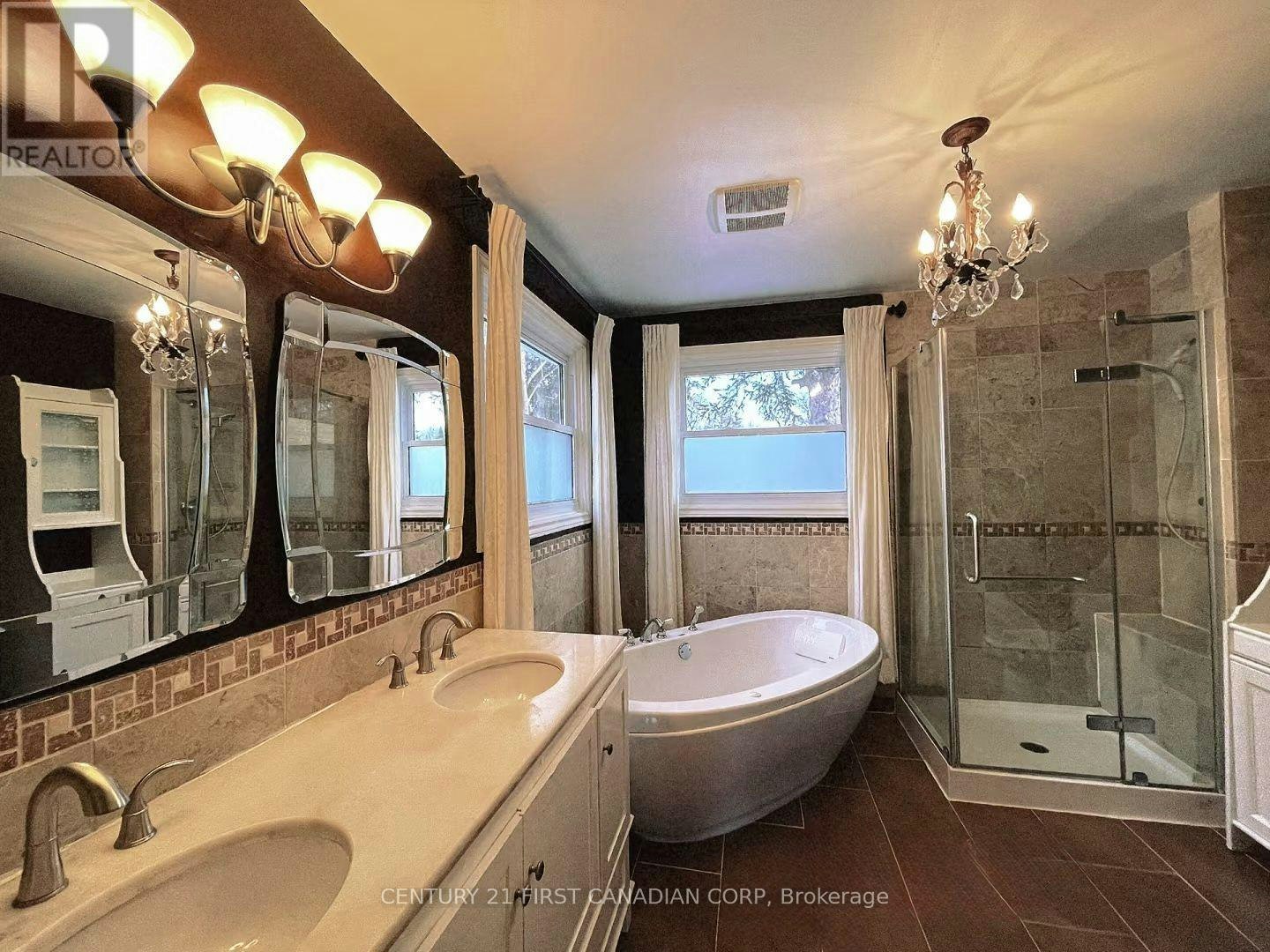 26 Colonial Crescent, London, ON, N6H 4X3 - 29