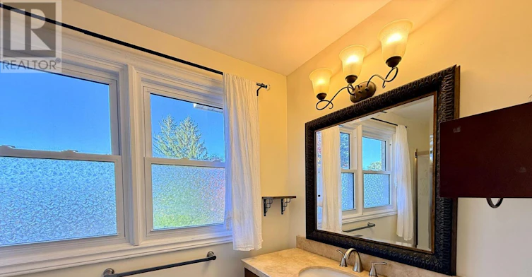 26 Colonial Crescent, London, ON, N6H 4X3 - 22