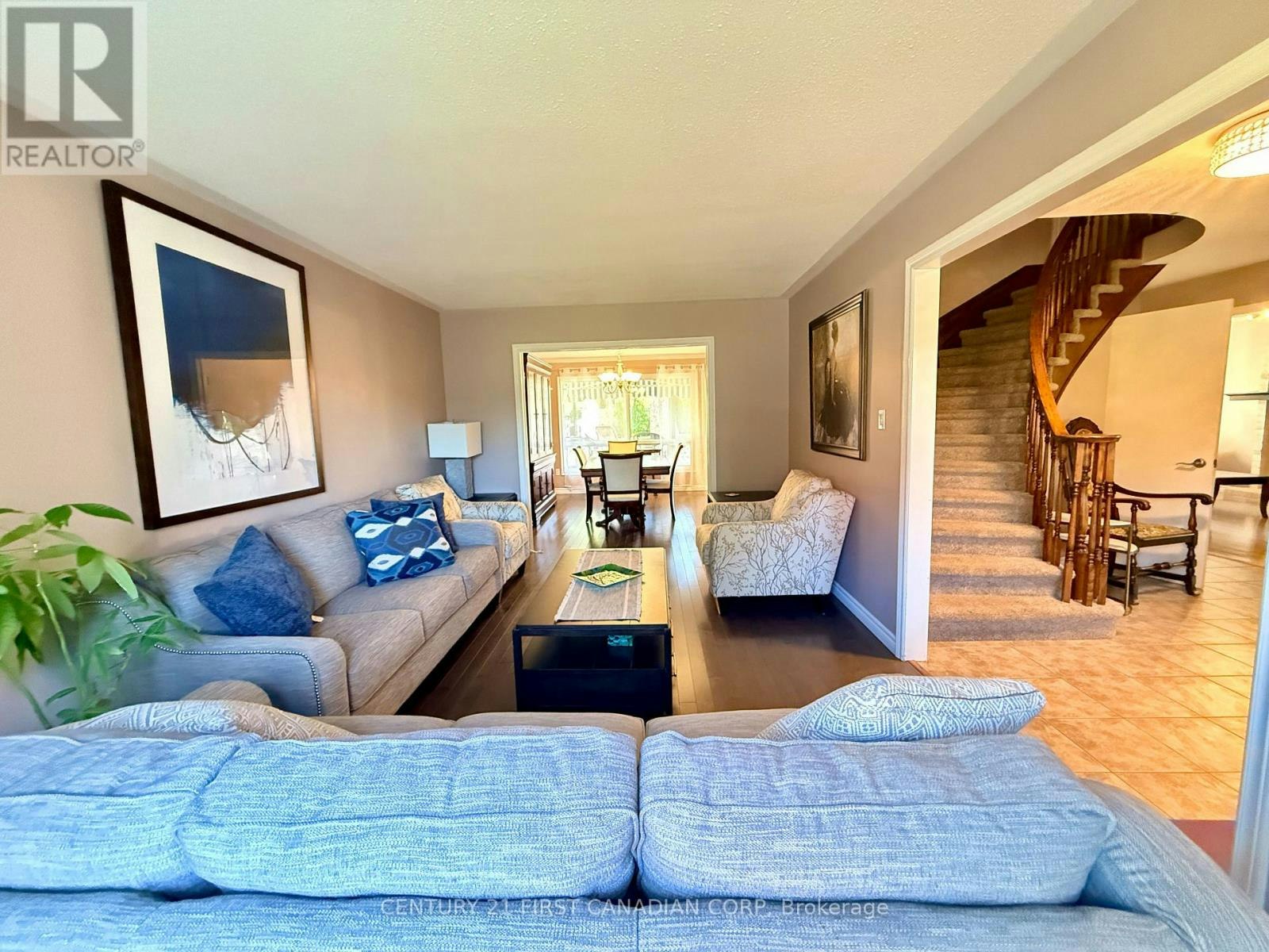 26 Colonial Crescent, London, ON, N6H 4X3 - 9