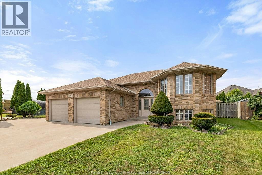 2672 Fleming Court, Windsor, ON, N9E 4P1