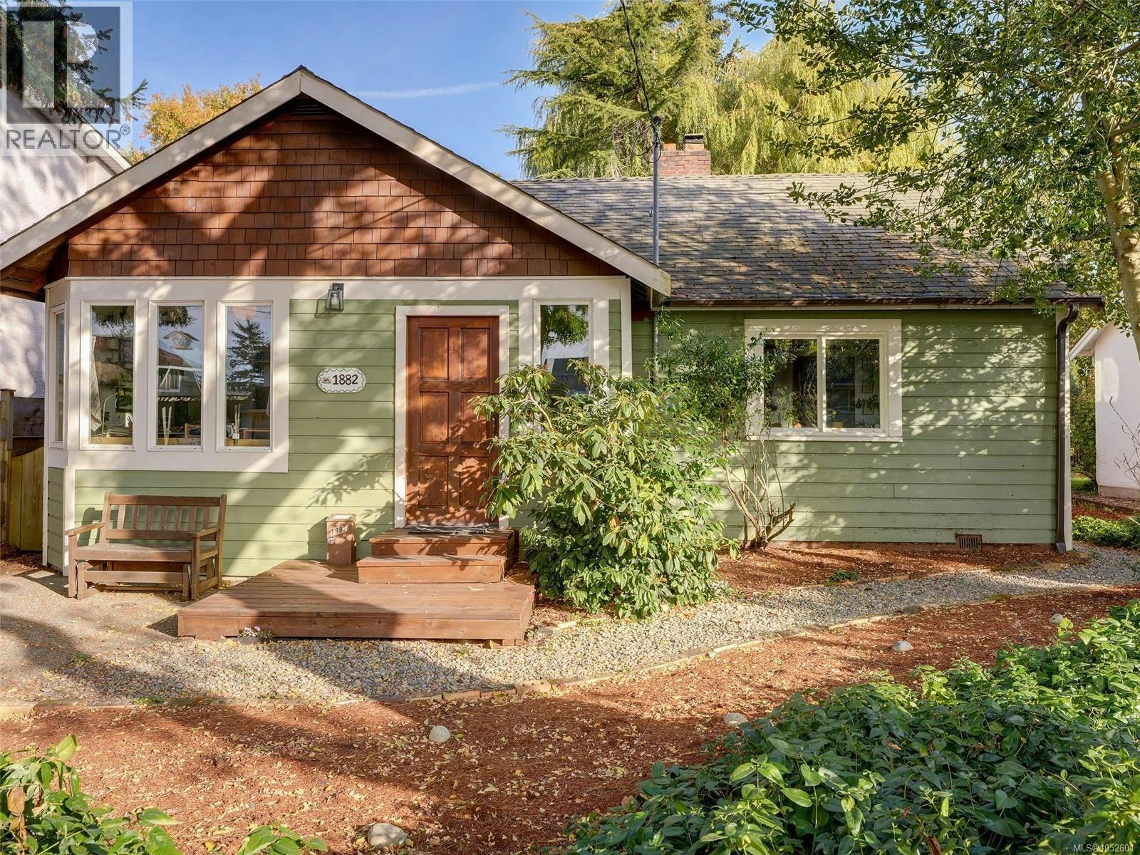 1882 Neil Street, Saanich, BC, V8R 3C7