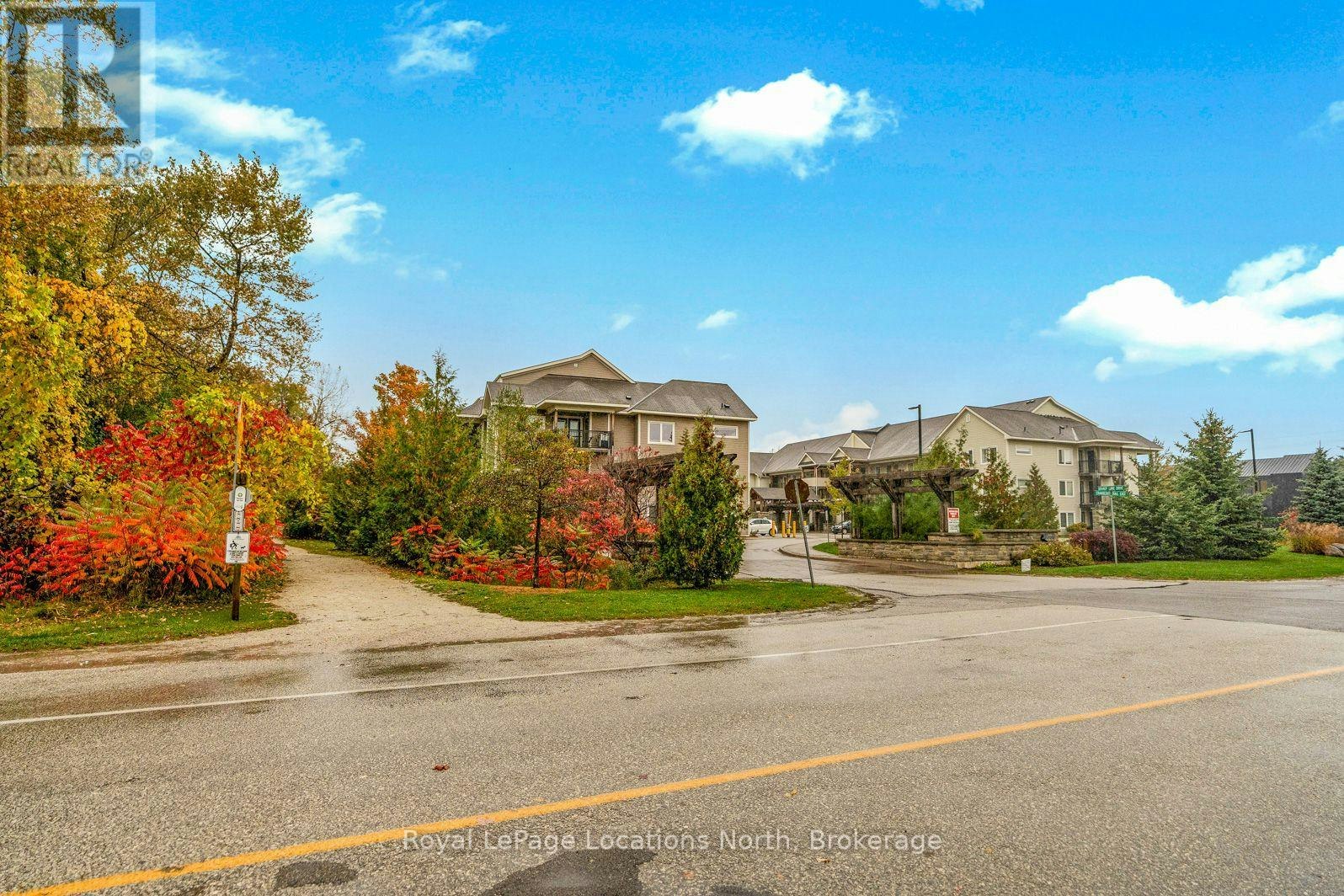300-1 Brandy Lane Drive, Collingwood, ON, L9Y 0X4