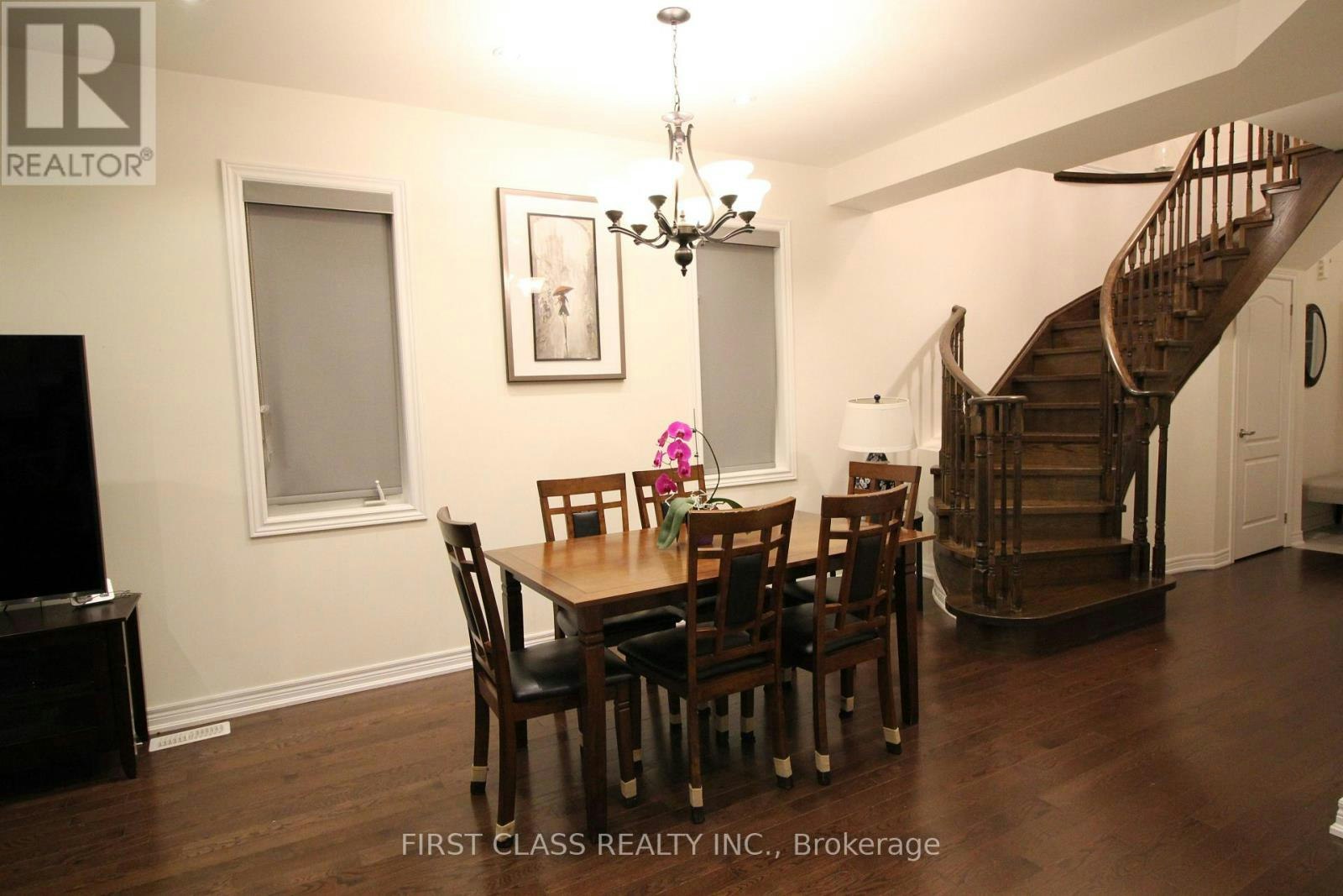 69 Promenade Drive, Whitby, ON, L1R 0L5 - 9